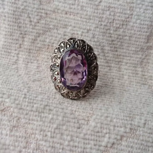 Vintage Sterling Silver Art Deco Ring with Amethyst coloured stone & Marcasite