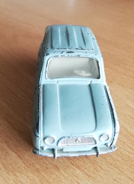 Dinky Toys Renault 4L 518 Miniature De Collection – Échelle 1:43, Couleur Marron
