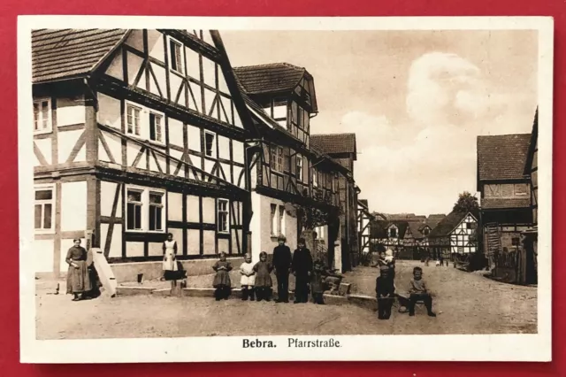 AK BEBRA bei Hersfeld um 1930 Blick in die Pfarrstrasse mit Kindern  ( 88599