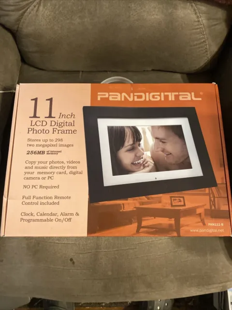 Pandigital 11" LCD Digital Photo Frame - Black Wood Frame (PAN1111-B) NIB