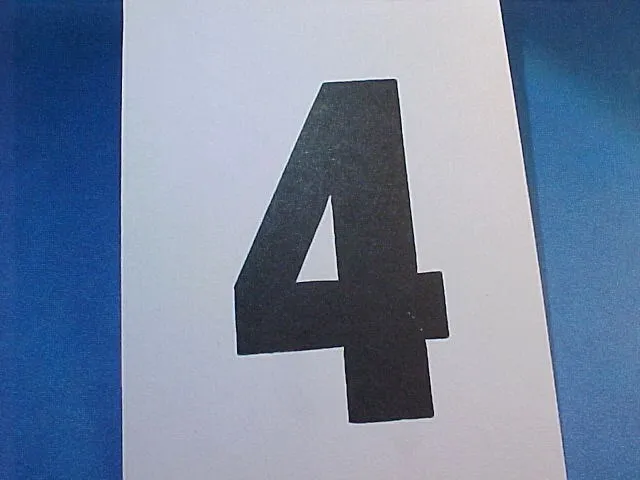 GRAND NUMÉRO QUATRE #4 NO. 4 imprimantes à lettres numéro quatre - 1 1/2" x 2 5/8" coupées 3