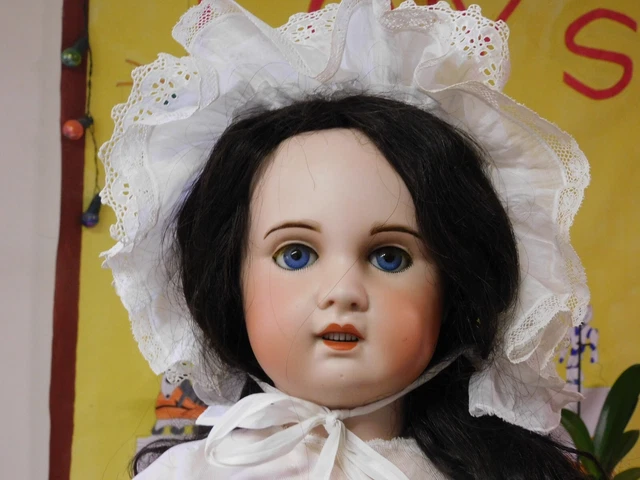 poupée ancienne SFBJ PARIS tête en biscuit, moule JUMEAU TAILLE 13 - 72 CM