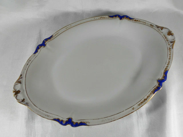 Superbe Grand Plat En Porcelaine Blanche Bleue & Or De Limoges