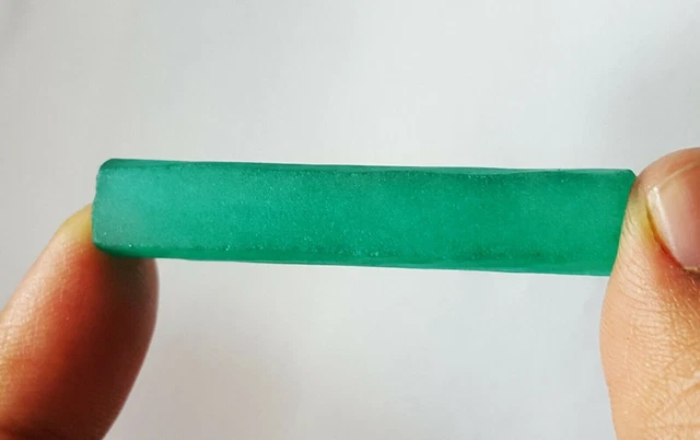 Pierre Précieuse Naturelle Émeraude Verte Total 93,05 Ct 2 Pièces