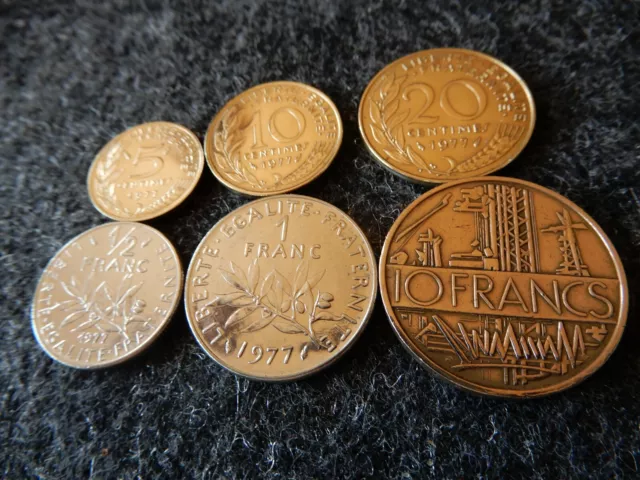 Frankreich Münzsatz 1977 (6 Münzen), 5,10 und 20 Centimes + 1/2,1 und 10 Francs