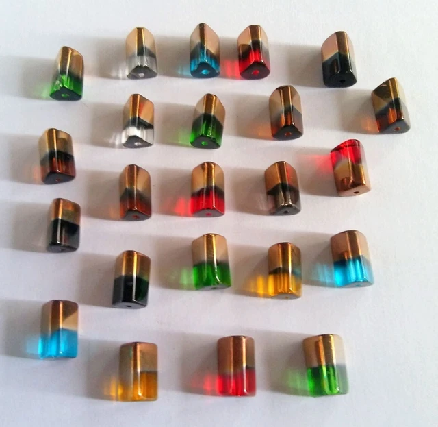 25 Stück Mix Farbe Gold Zweifarbig Glas Dreieck Perlen Schmuckherstellung...