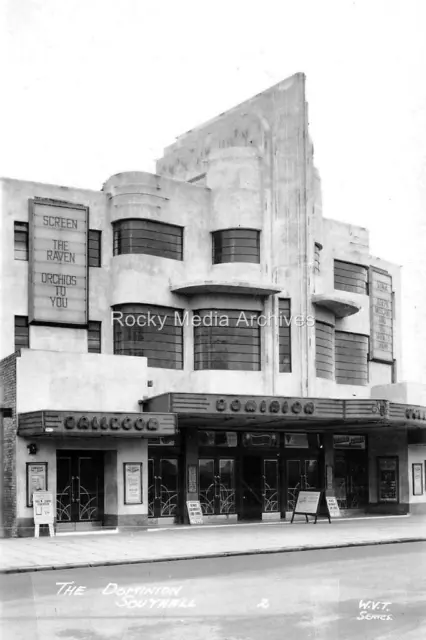 Dvt-17 The Dominion Cinema, Southall, Middlesex. Photo