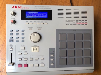 Akai Akai MPC2000 CLASSIC8 OUTPUTS BOARD/MAX RAM/FLOPPY EMULATOR/LED SCREEN 
