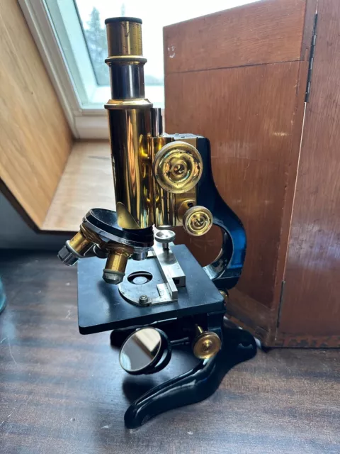 Antique Brass Microscope Ernst Leitz Wetzlar  #265725 Germany c1928 Case & More