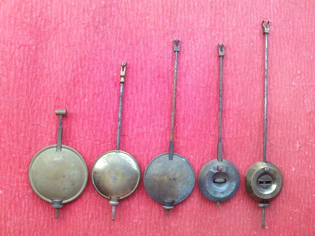 Lot De 60 Pièces Horlogerie Précision - Engrenages Rouages Divers - Occasion