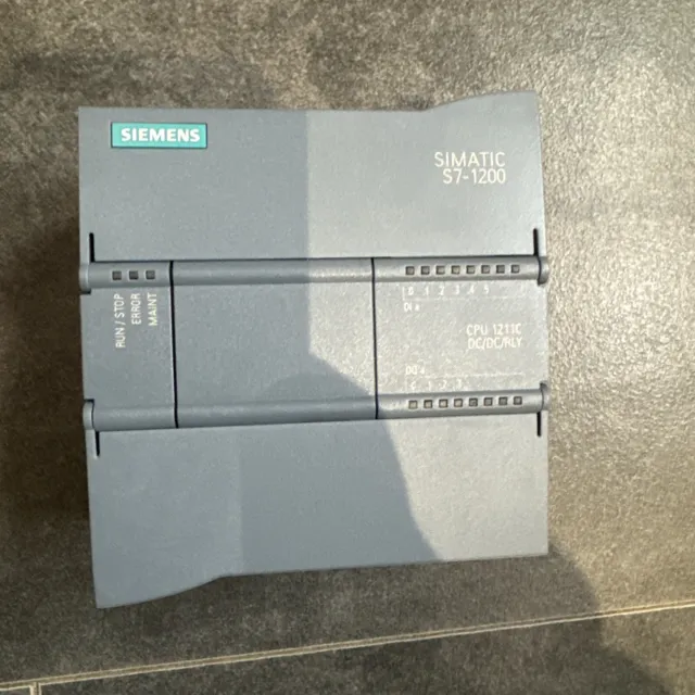 Siemens SIMATIC S7-1200, CPU 1211C,6ES7 211-1HE40-0XBO