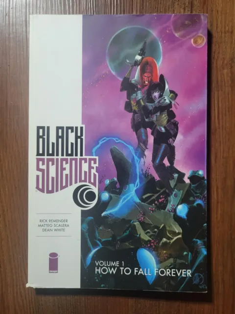 BLACK SCIENCE Vol 1 softcover - Remender Scalera - Image Comics