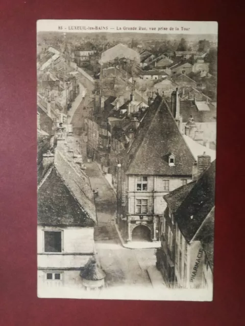 CPA 70 - LUXEUIL-les-Bains - La Grande Rue, vue prise de la Tour