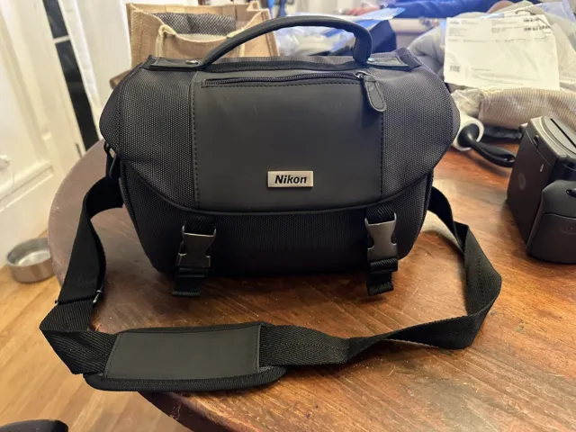 Nikon DSLR Value Pack Travel Case Bag