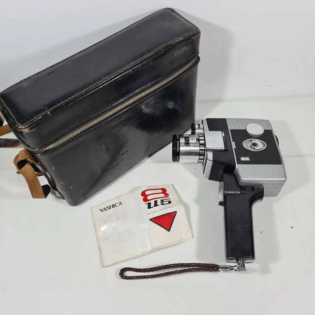 Cámara de cine vintage Yashica 8 U5 8 mm en estuche. Funcionando