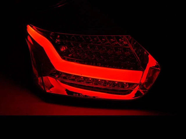 Zadnje LED luči per Ford Focus 3 15-18 Hatchback Rdeča bela SEQ LED LDFO61EZ XIN