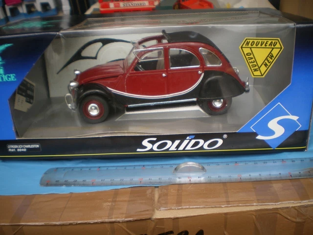 Citroen 2CV Charleston - 1:24e - Revell - 7095