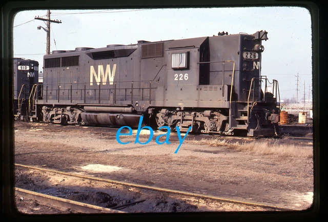 Orig Slide Norfolk & Western N&W NW #226 GP35 1978