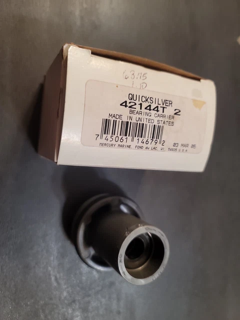 NEW OEM Mercury bearing carrier # 42144T2