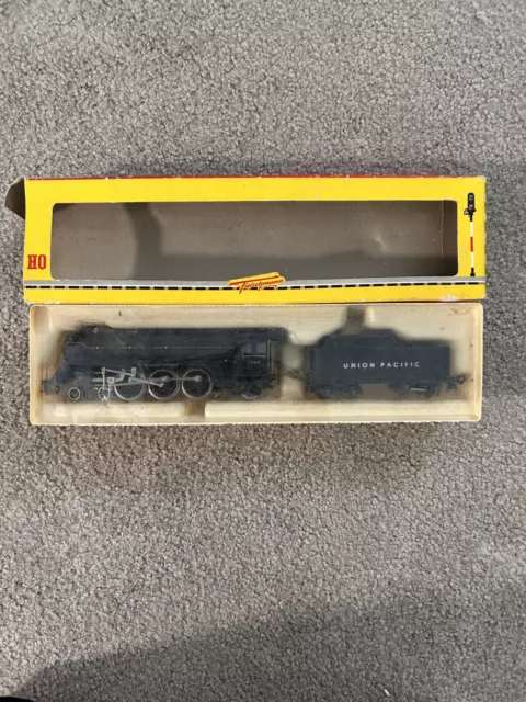 Vtg FLEISCHMANN Union Pacific 4-6-2  Steam Locomotive 1366 & Tender In Orig Box