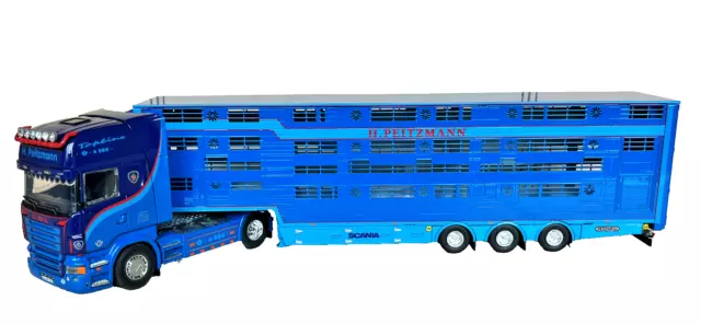 Tekno Scania R Series With Livestock Trailer In The Livery Of Pietzmen