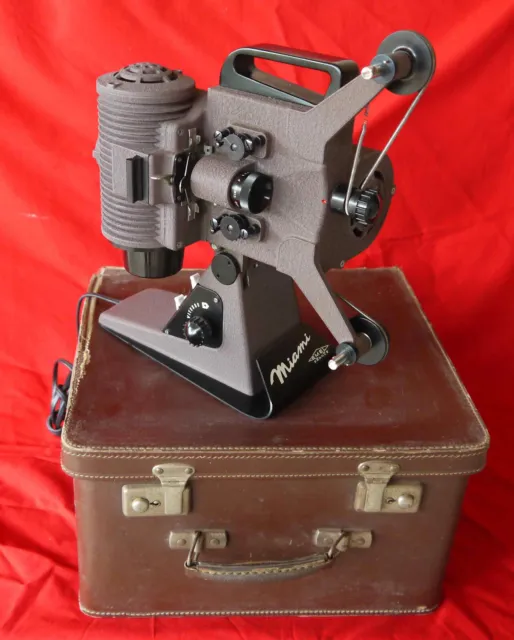 Ancien projecteur Emel « Miami » pour cinéma ou films