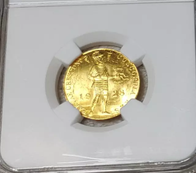 Netherlands 1928 Gold Ducat - NGC MS64 - free ship 3