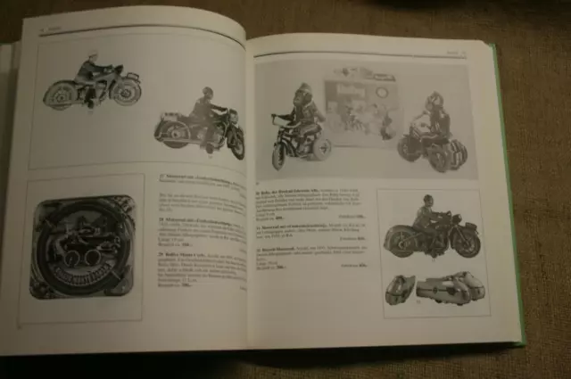 Sammlerbuch Blechspielzeug Motorräder Auto Traktor Baumaschinen mechanisches 2