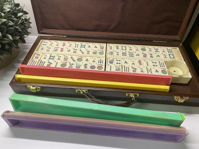 Vtg  Mah Jong Chinese Domino Game Ivory Bakelite Tiles, Trays & Case