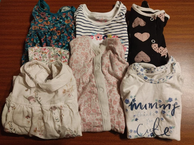 (1) Baby Girls bundle clothes Age 3/6 Months Dress Tops Sleep Suit