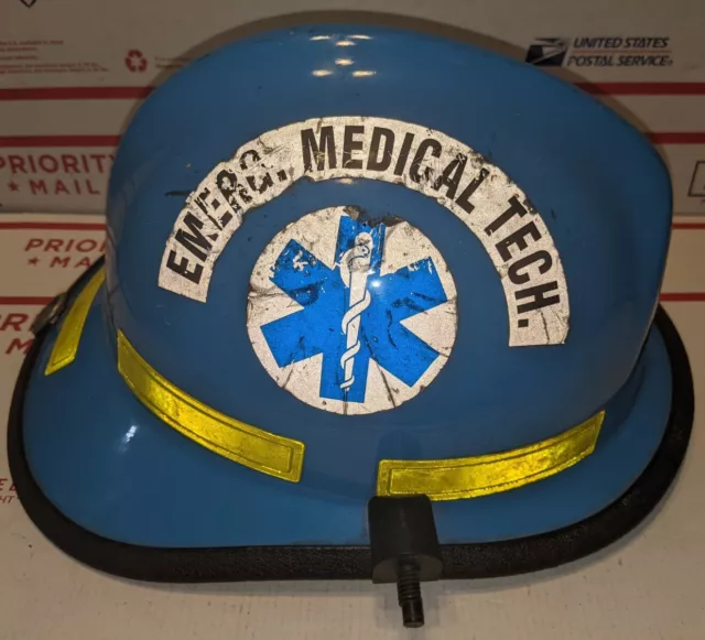 Vintage 1997 Cairns & Brother Blue 660C Firemans Helmet Emerg. Medical. Tech.