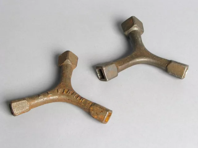Two (2) Antique 19th Century Cast Iron Rope Bed Bolt Wrenches, Antique Primitive