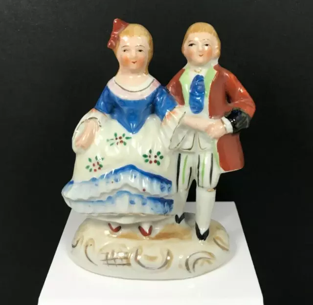 VINTAGE VICTORIAN COUPLE Figurine Women Playing Piano Bue & White