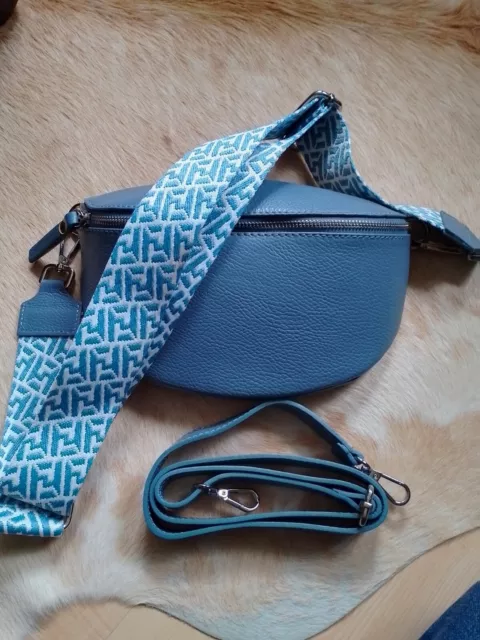 Kleine Leder Umhängetasche Crossbody-Tasche mit Wechselgurt, taubenblau, NEU!