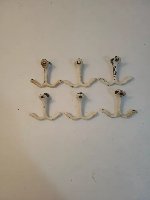 Set Of 6 Distressed Rustic Shabby Chic Vintage-White Cast Iron Hooks