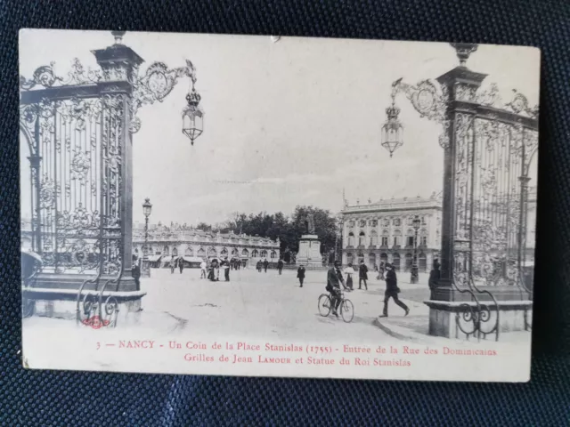 CPA 54 NANCY - A corner of Place Stanislas - entrance to Rue des Dominicains