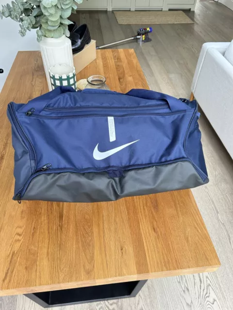 Large Nike Holdall Bag Navy Blue  Sports Gym Bag