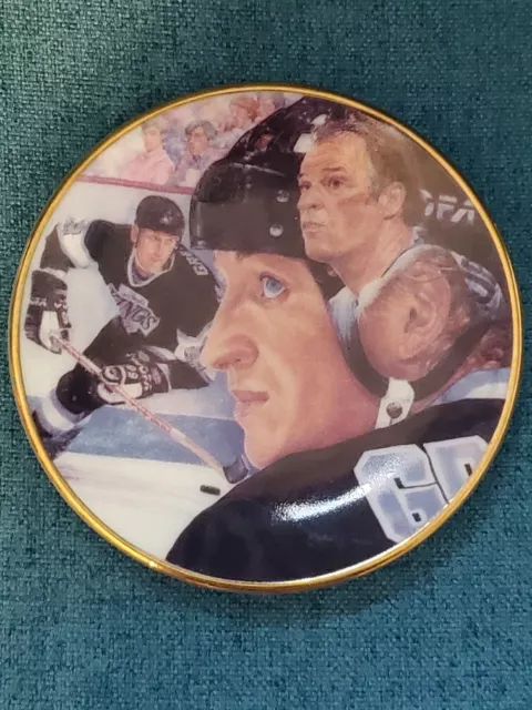 1989 Wayne Gretzky "The Great One 99" Gartlan Mini Plate