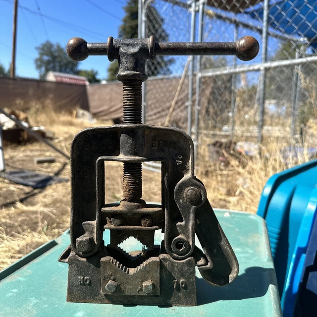 Reed Manufacturing Co. No. 70 Pipe Vise Patent 1914 R11095