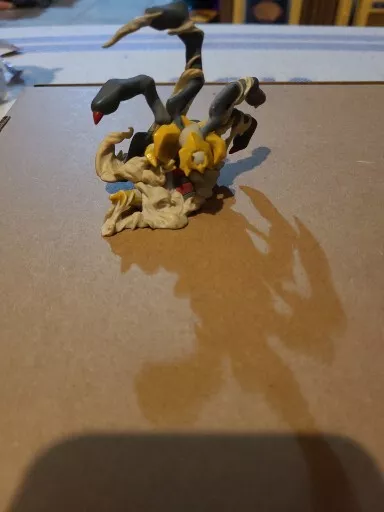 Nintendo Pokemon Limited Figure Giratina Origin Form Platinum KAIYODO.