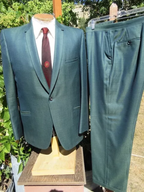 Stunning Peacock Teal Green 1960s Sharkskin Suit 44R 36x29 - So Rat Pat Swank