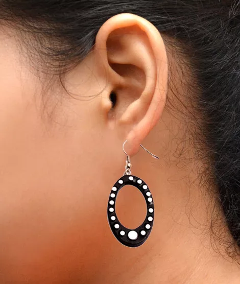 A Pair of Black Coconut Wood USA Tibetan Organic Tribal Wooden Earrings EAR1103