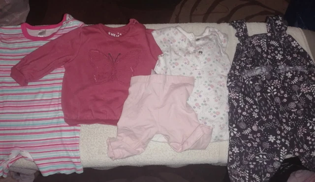 Baby Girl Age 0 To 3 Months Clothes Bundle Good Quality And Condition 5 Items