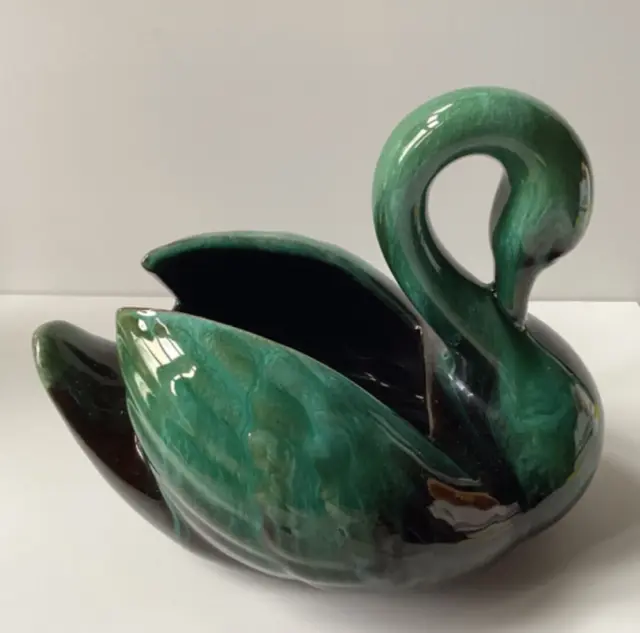 Blue Mountain Pottery Swan Figurine Vase