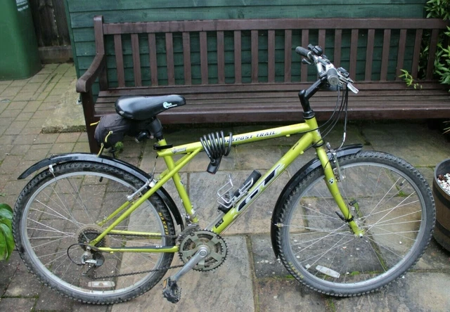 GT OUTPOST TRAIL Mountain Bike 16