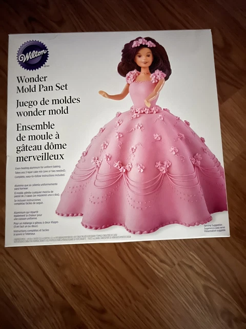 NEW Barbie 2011 Wilton WONDER MOLD DOLL Set Cake Pan Mold #2105-565