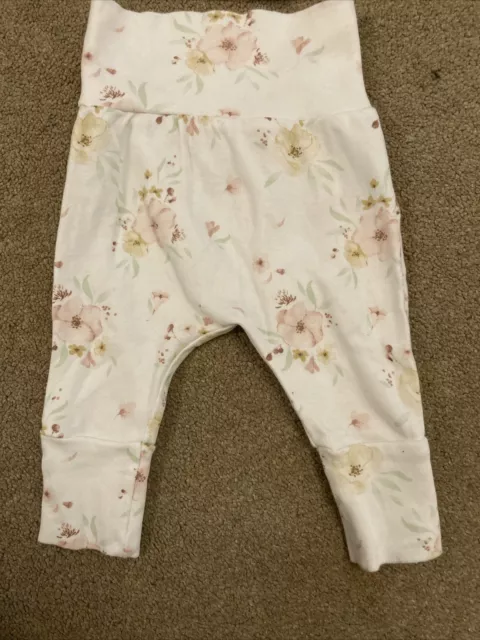 Mamas & Papas Baby Girls Outfit Age 0-3 Months 3