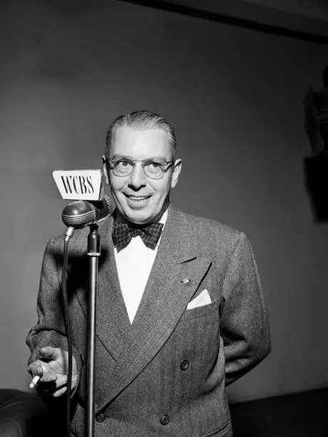 Radio Newscaster Harry Marble Stands At A W Microphone Old TV Radio Photo