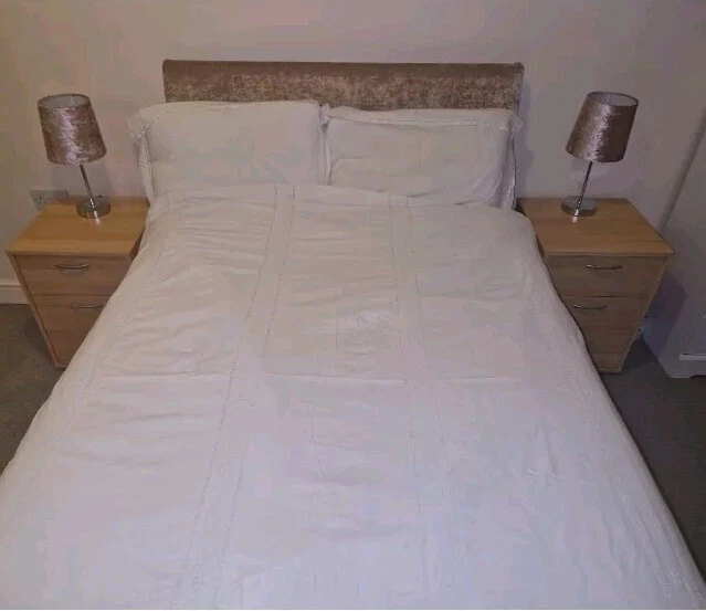 SMALL DOUBLE (QUEEN) Divan And Mattress All Sealey Posturepedic Side