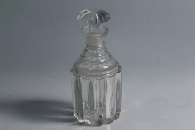 Flacon à parfum cristal XIXe siècle (56963)